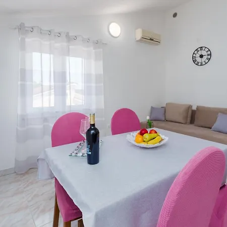 Apartment Emil