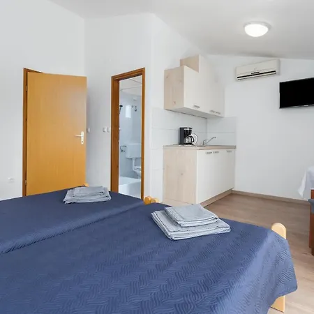 Emil Apartamento *