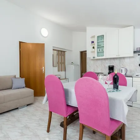 Emil Apartamento Pula