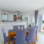 Apartament Emil Pula