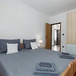 Emil Apartament
